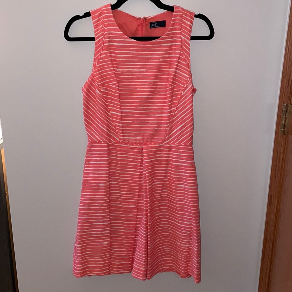 Gap Coral and White Dress